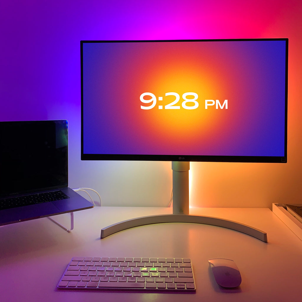 Aesthetic Sunset Aura Gradient Clock Screensaver